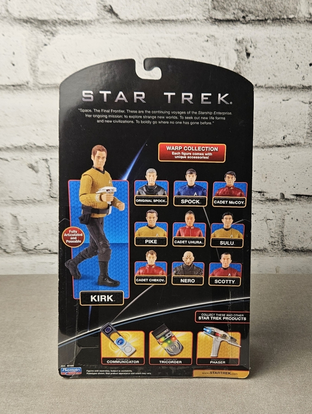 Star Trek 2009 Cadet Uhura Figure Warp Collection NIB Playmates - Picture 2 of 9